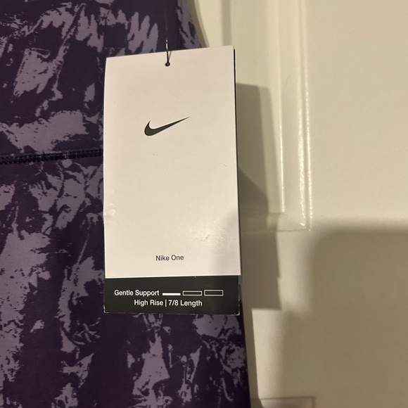 Nike Purple and White Training Leggings - Picture 3 of 3